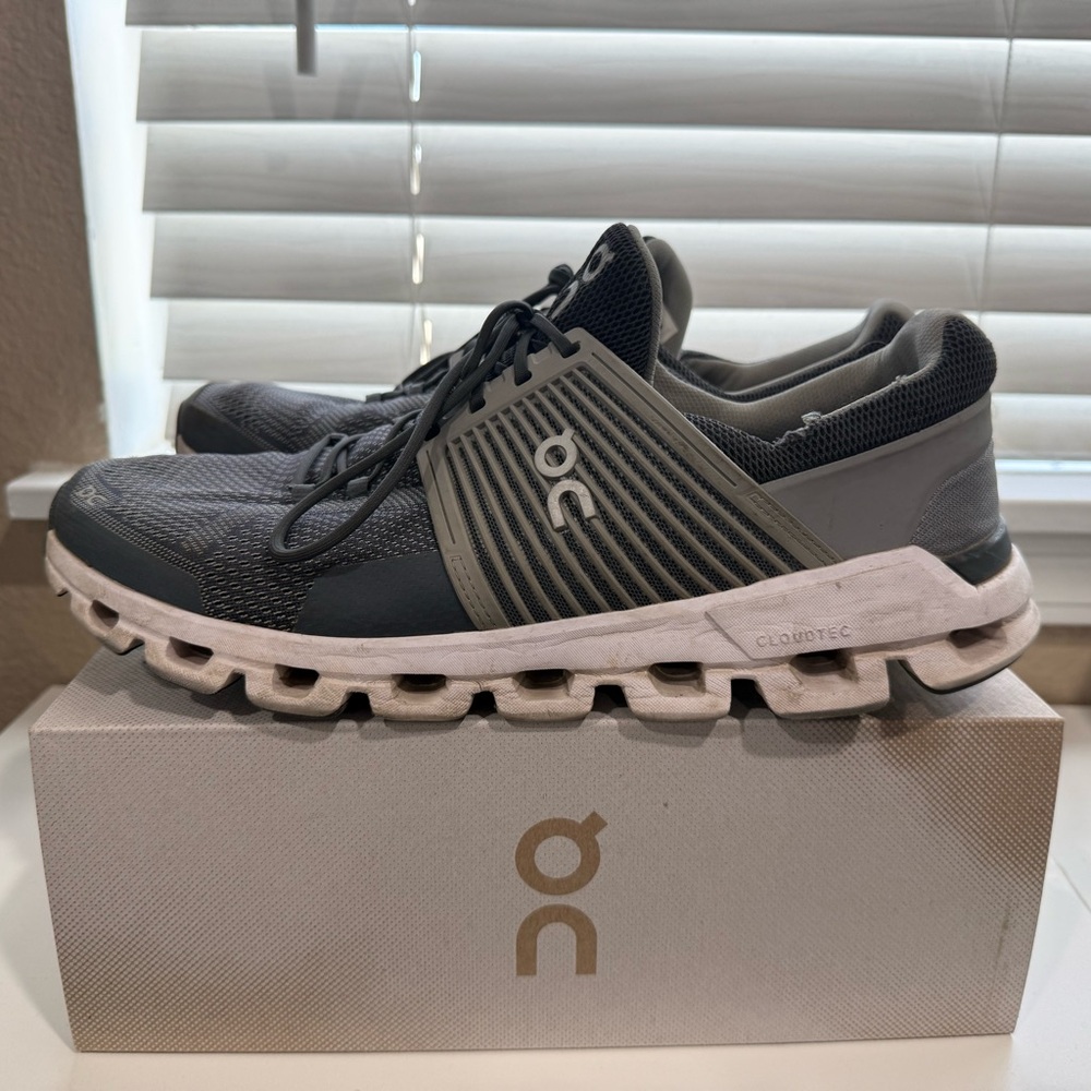On Running Men's Black and Gray Athletic Shoes